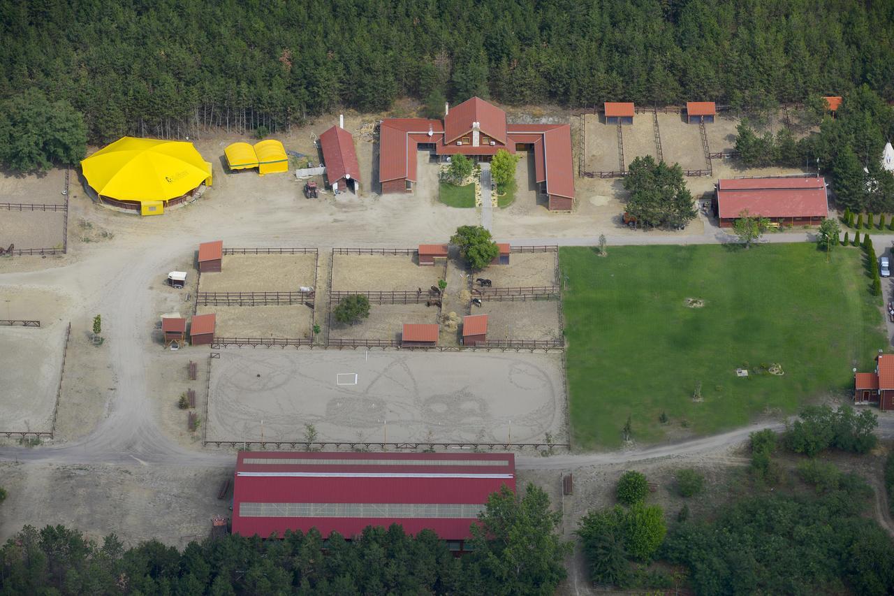 El Bronco Working Ranch Izsák Εξωτερικό φωτογραφία